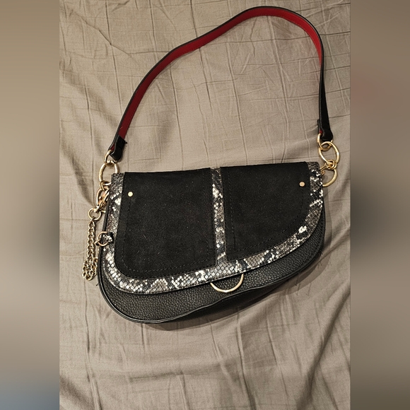 Call it spring Saddlebag - Picture 1 of 2